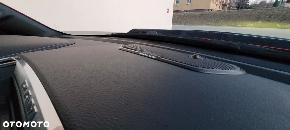 RAM 1500 Crew Cab Shortbed Laramie - 18