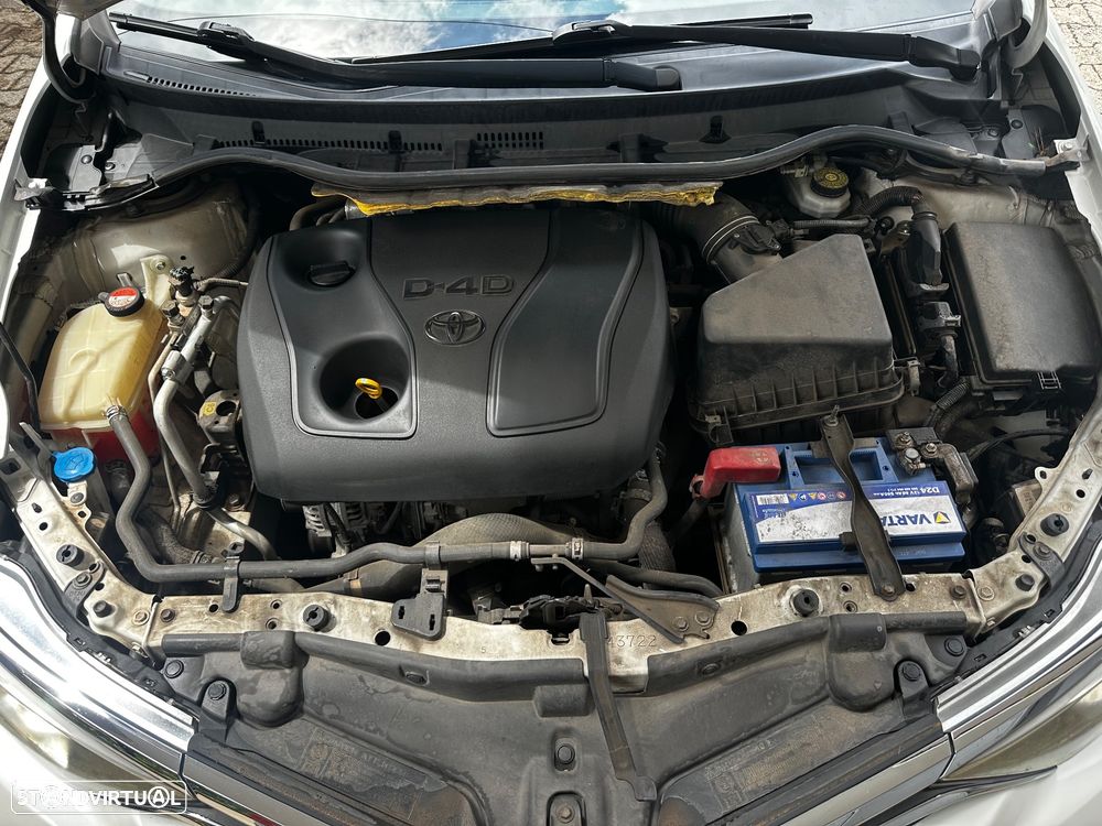 Toyota Auris 1.4 D-4D Comfort+Pack Techno - 18