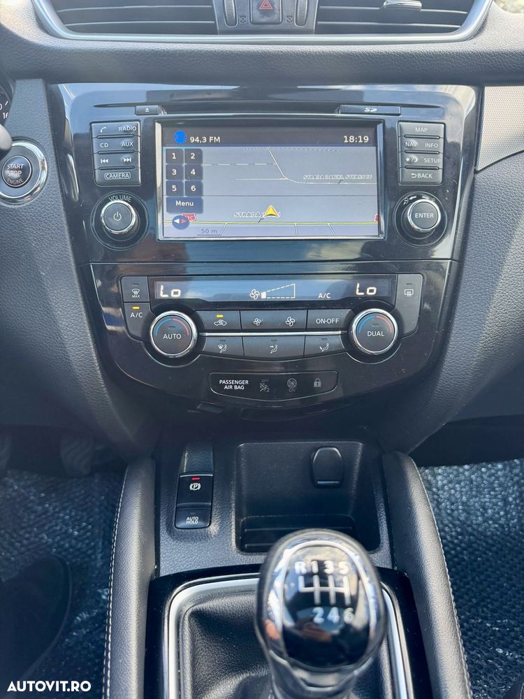 Nissan Qashqai 1.6 DCI Start/Stop Tekna - 31