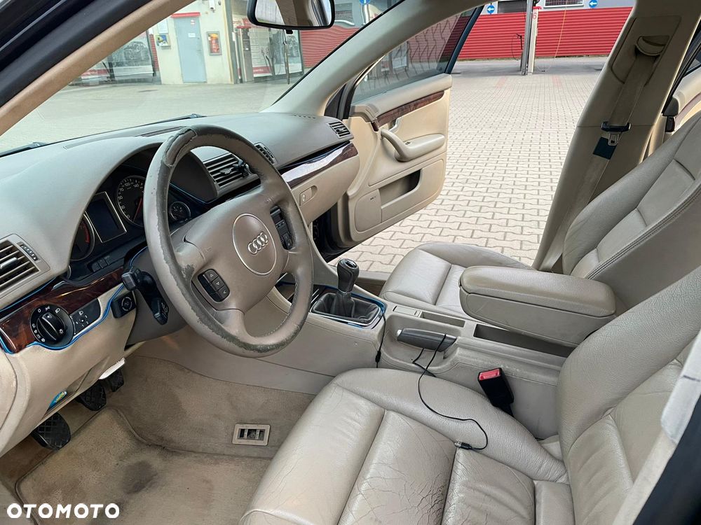 Audi A4 Limousine 1.8T - 7
