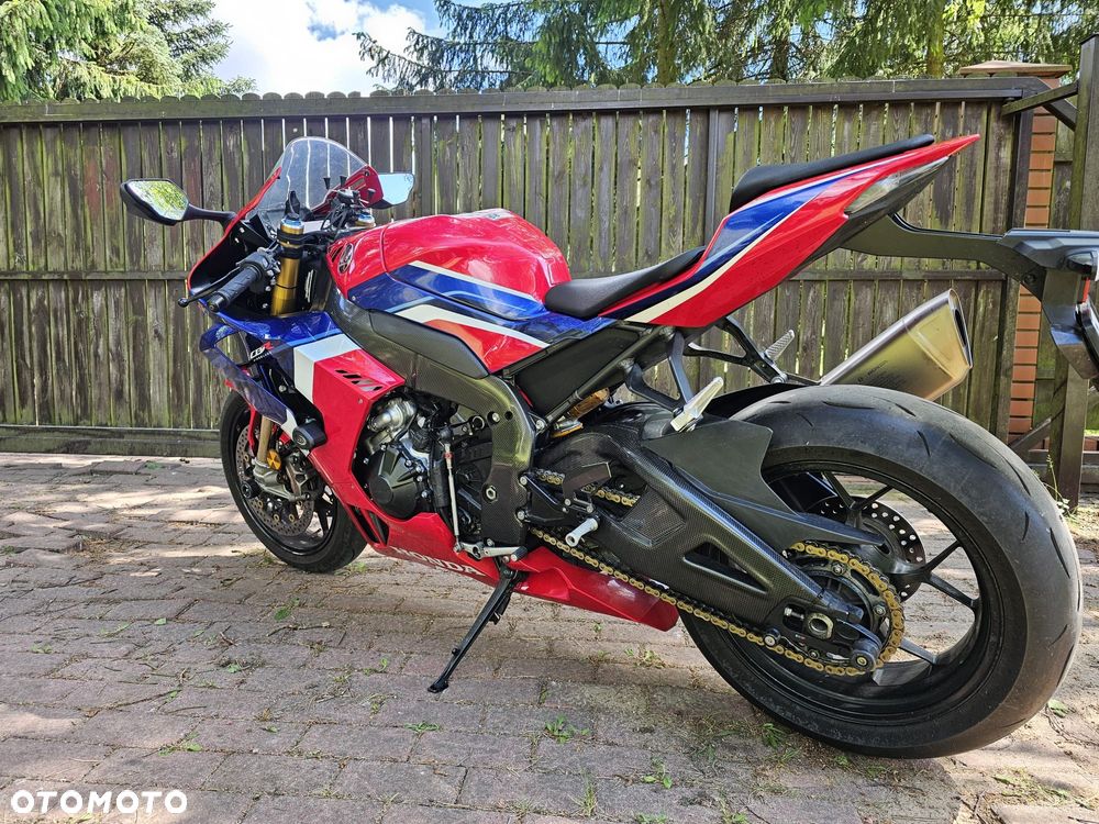 Honda CBR - 9