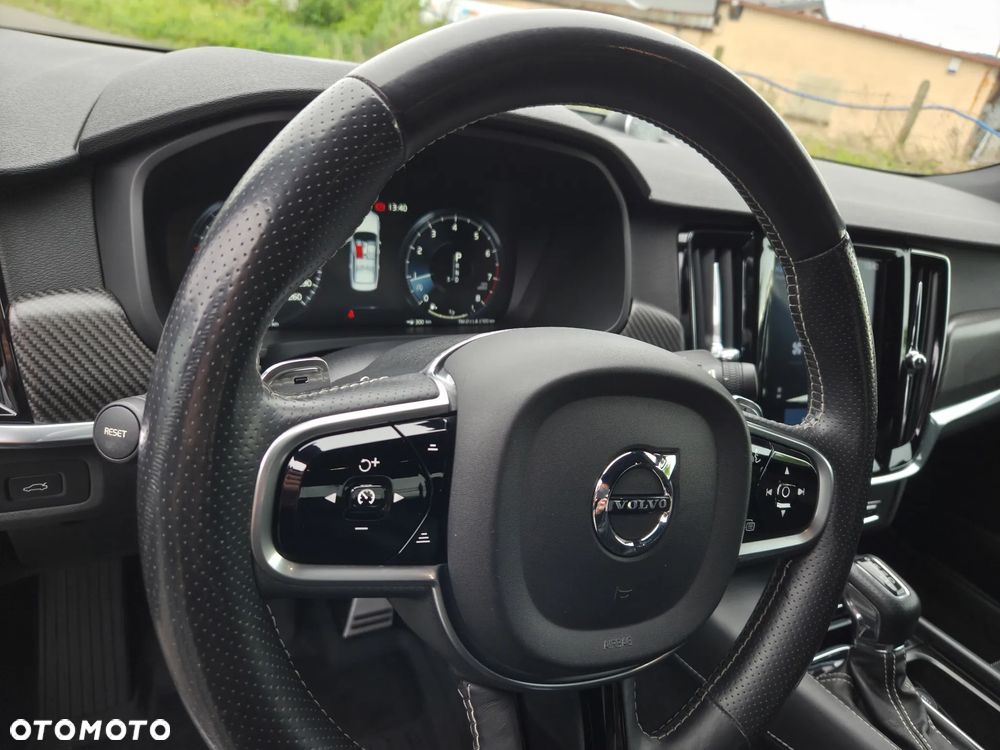 Volvo S90 T6 GPF AWD R-Design - 34