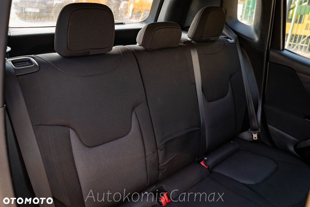 Jeep Renegade - 19