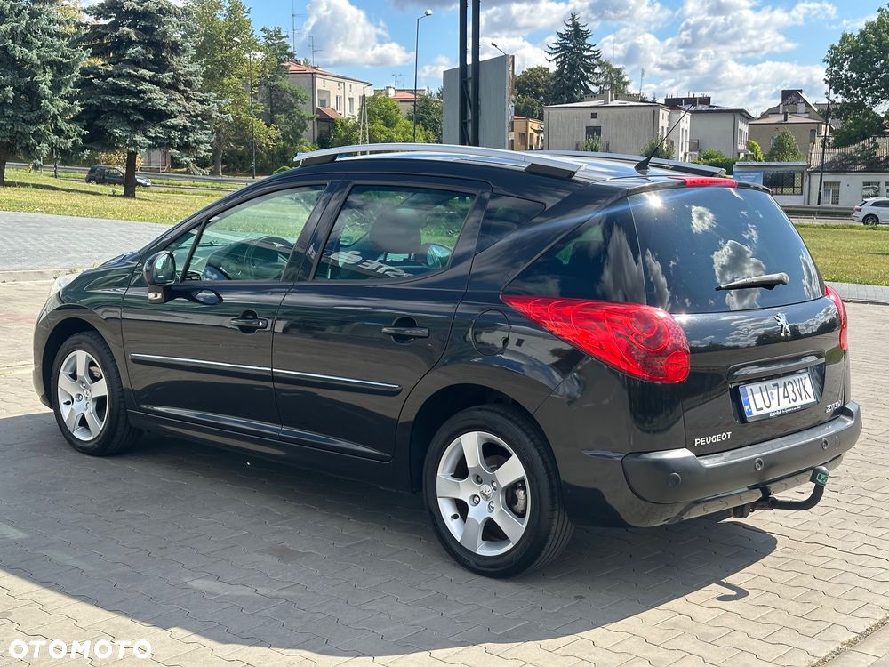 Peugeot 207 1.6 Premium - 6