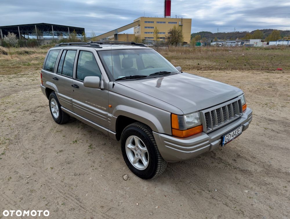 Jeep Grand Cherokee 5.9 Limited - 11
