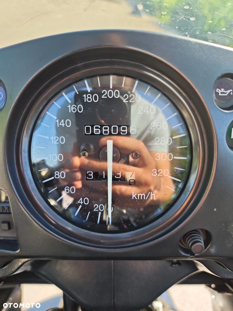 Honda CBR - 7