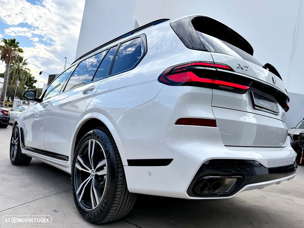 BMW X7 40 i xDrive Pack M Desportivo - 59