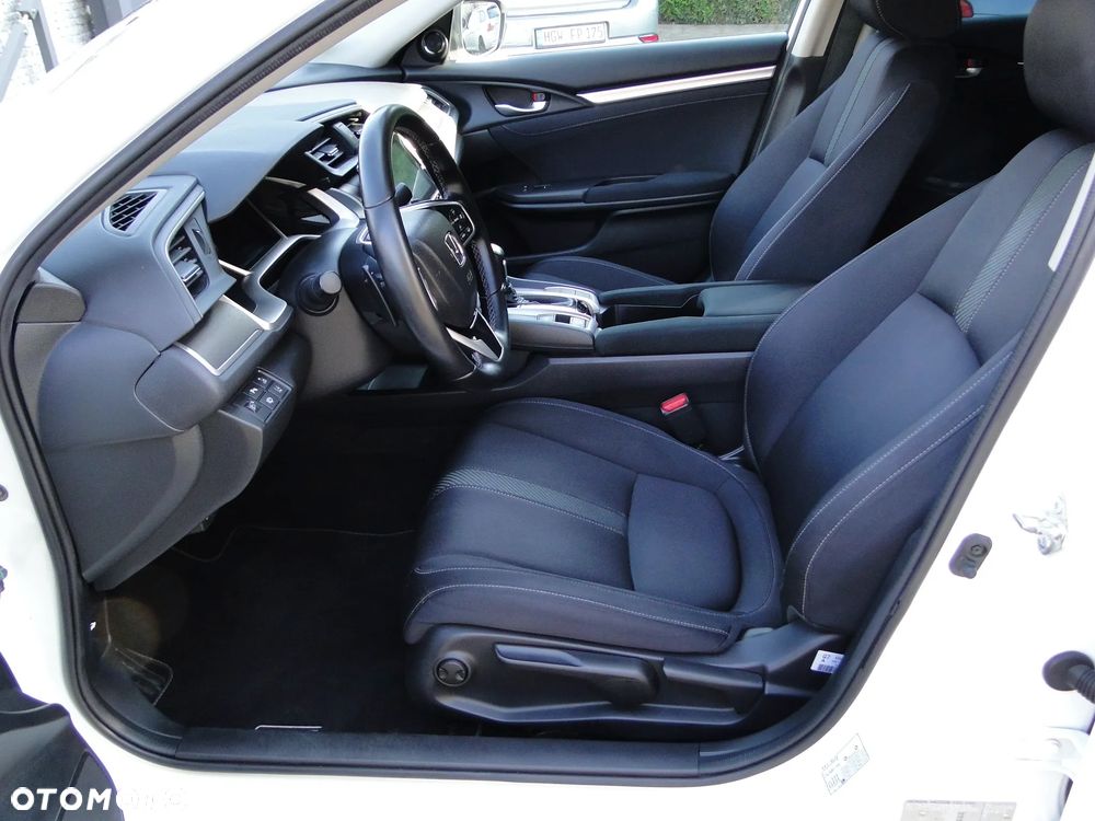 Honda Civic 1.5 T Executive CVT - 17