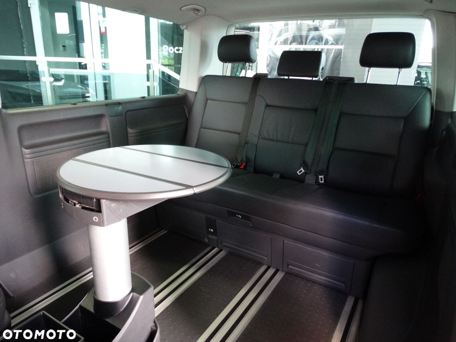 Volkswagen Multivan - 35