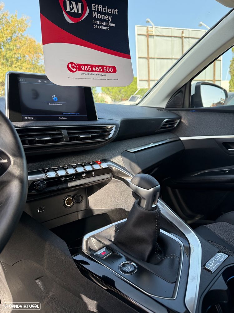 Peugeot 3008 PureTech 130 Stop & Start GPF Allure - 19