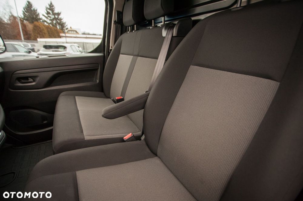 Opel Vivaro - 10
