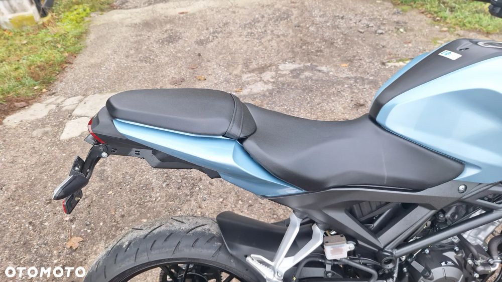 Honda CB - 7