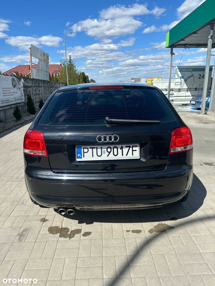 Audi A3 Sportback - 2