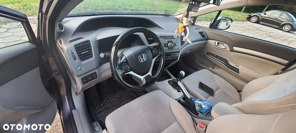 Honda Civic 1.8 Executive - 13