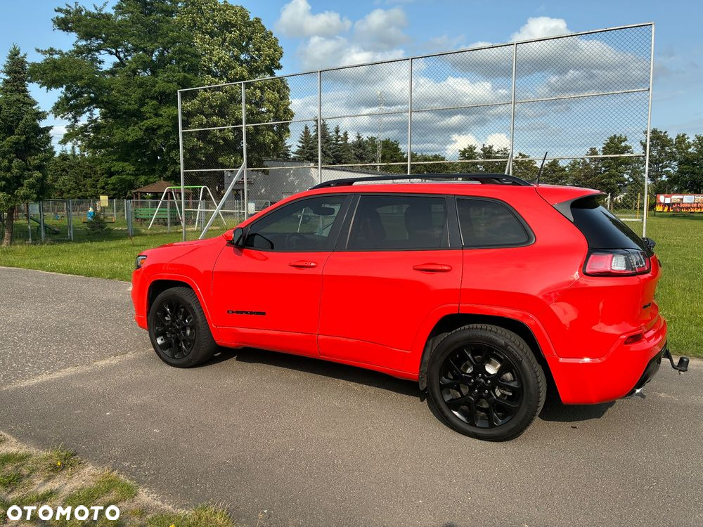 Jeep Cherokee - 4