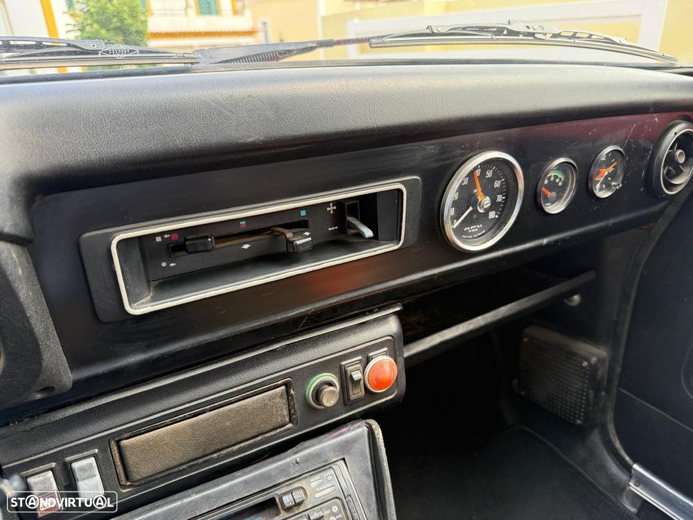 Ford Escort - 26