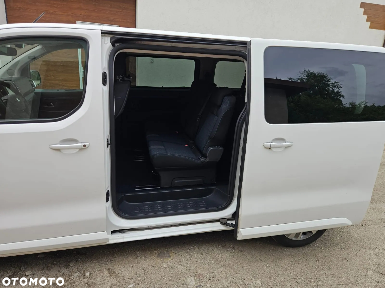 Peugeot Traveller 2.0 BlueHDi Compact Allure - 10
