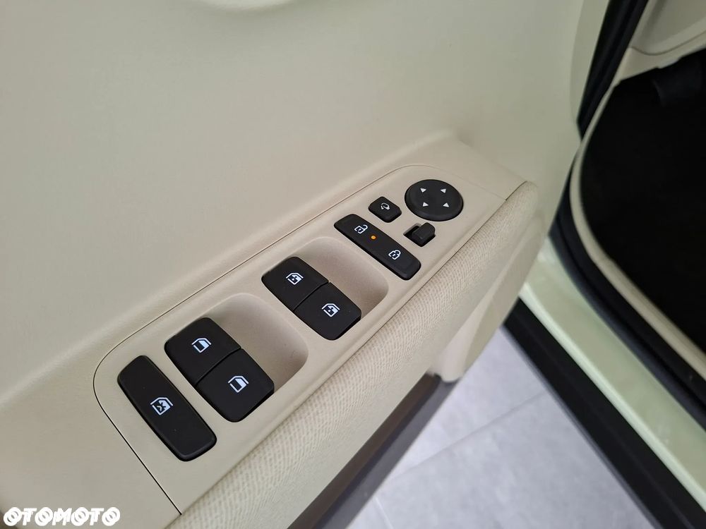 Hyundai Inster 49kWh Smart - 15