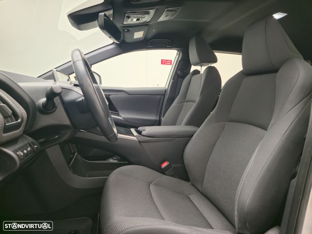 Toyota bZ4X 71,4 kWh Exclusive - 16