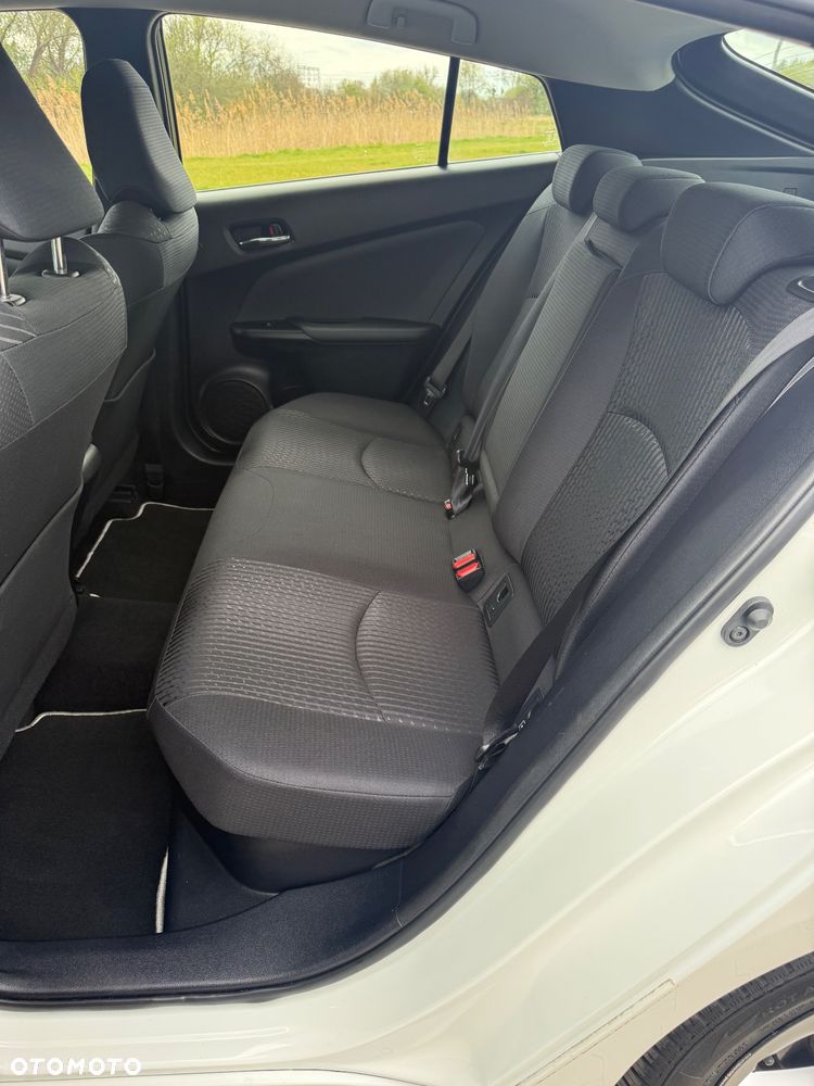 Toyota Prius - 21