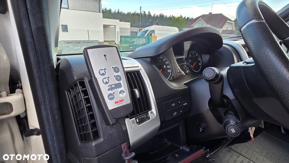 Fiat Cartago 3.0 - 13