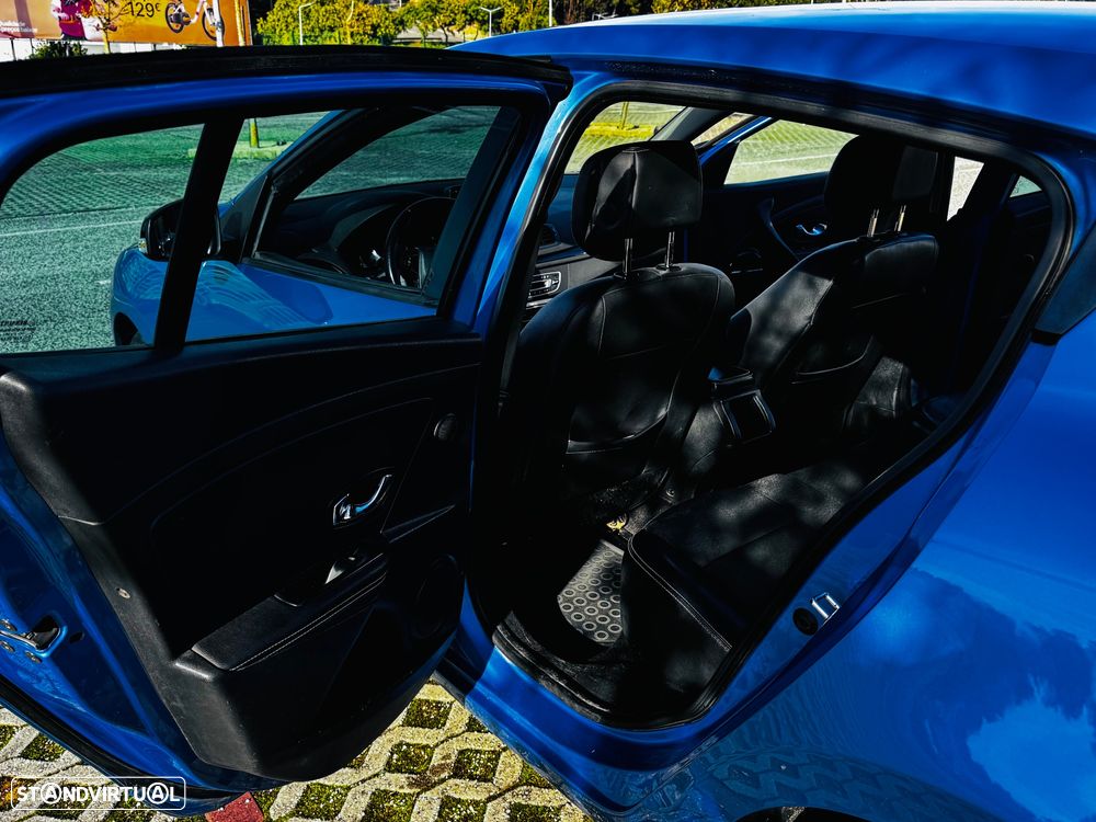 Renault Mégane dCi 110 FAP EDC BOSE Edition - 10