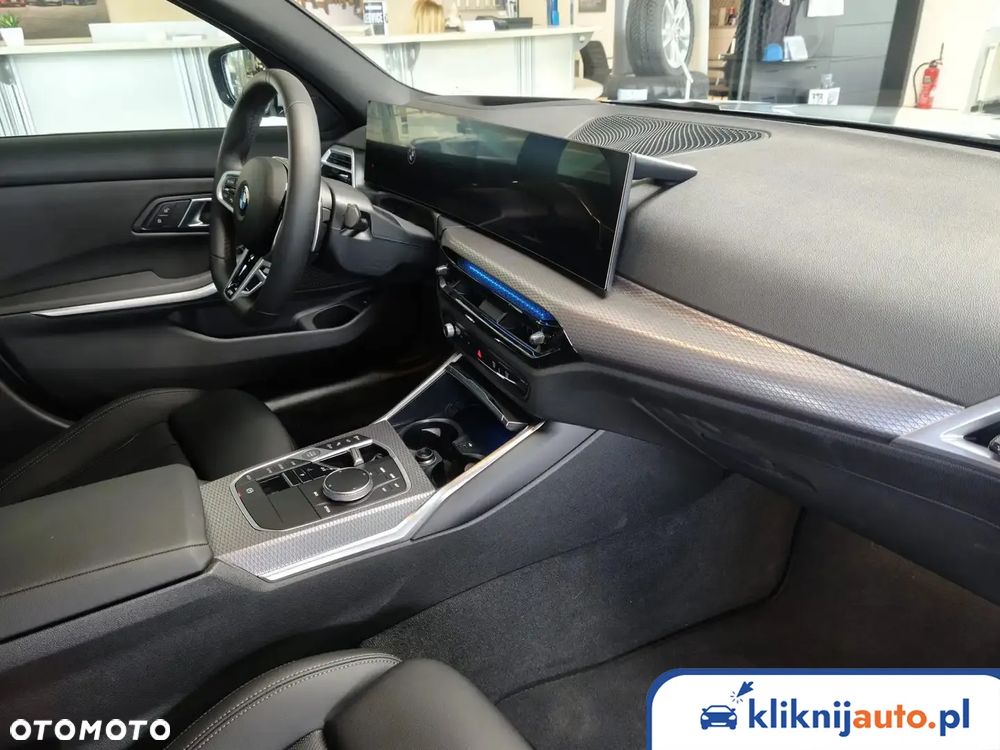 BMW Seria 3 330i xDrive M Sport sport - 10