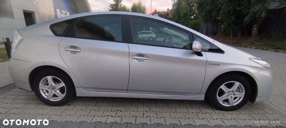 Toyota Prius 1.8 HSD Prestige - 5