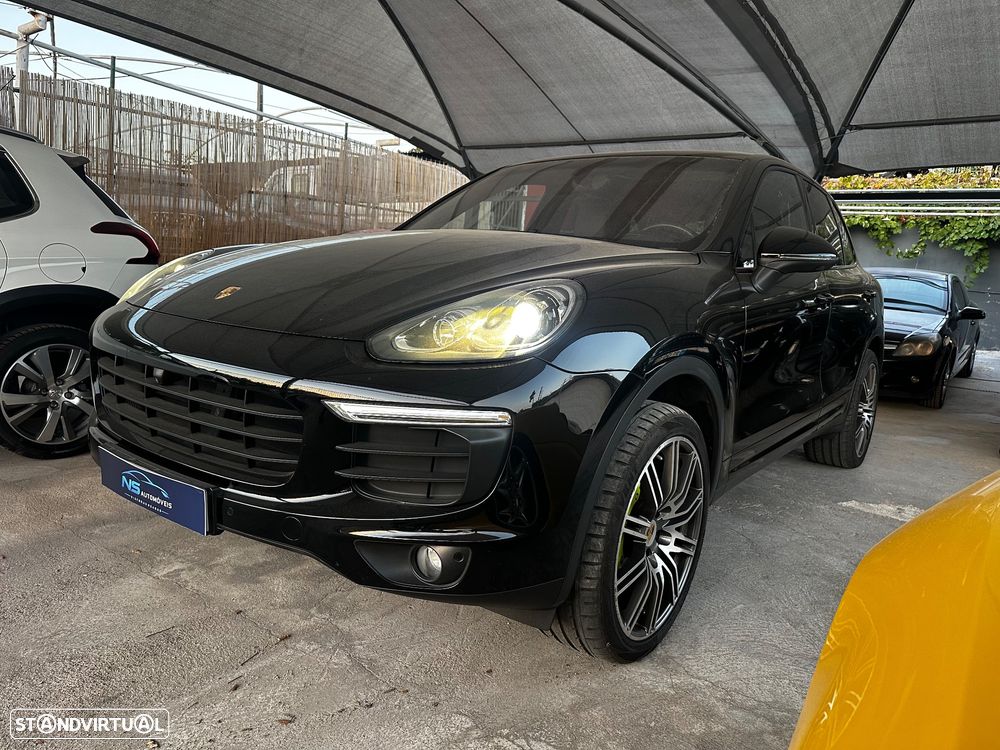 Porsche Cayenne - 3