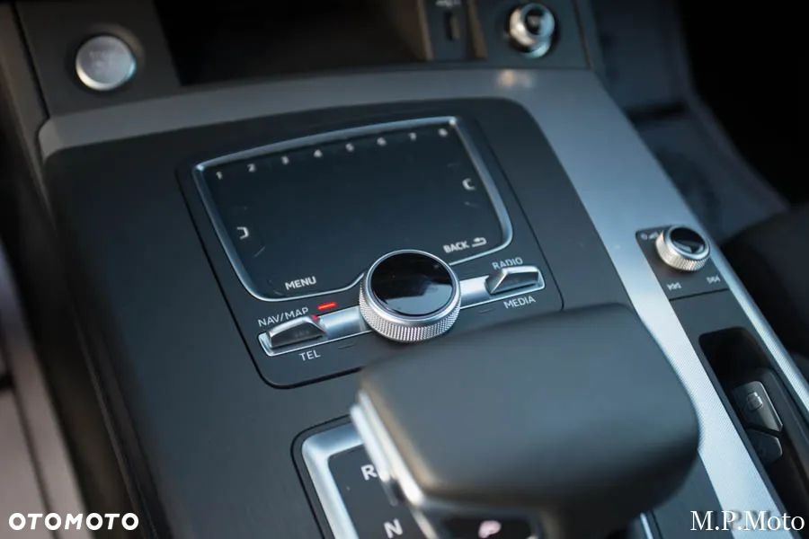 Audi Q5 40 TDI quattro S tronic sport - 18