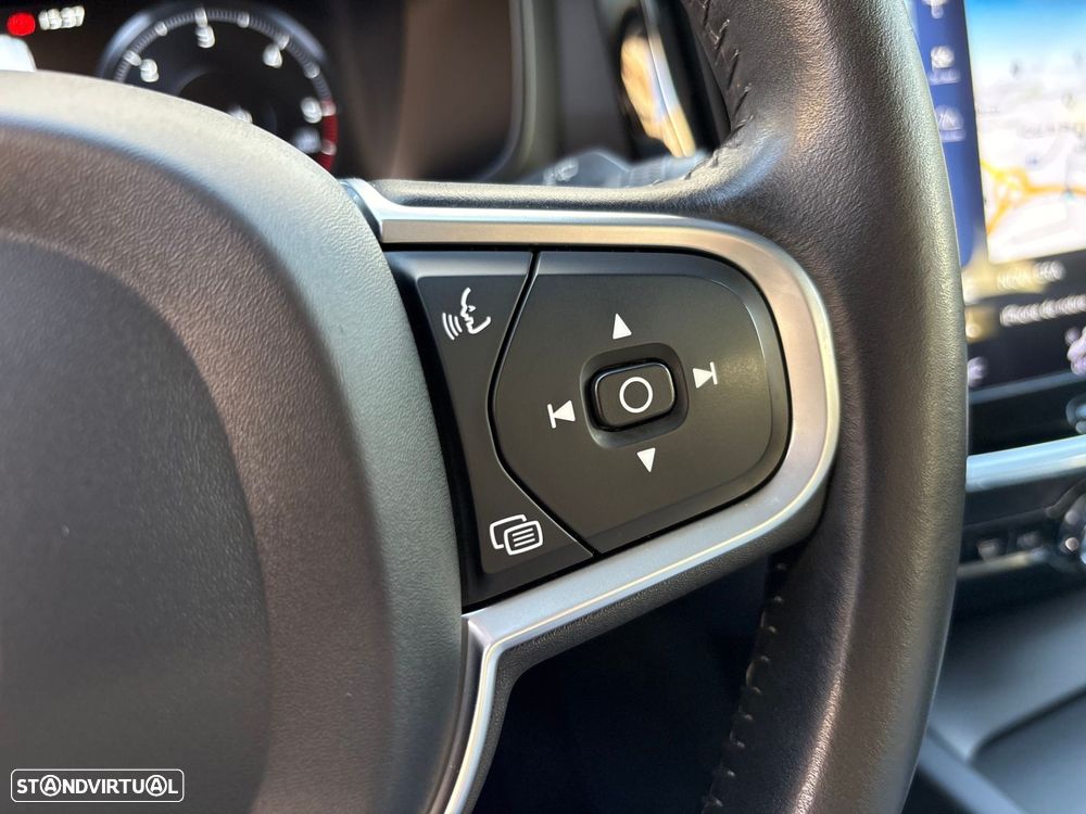 Volvo V60 2.0 D3 Momentum Plus - 15