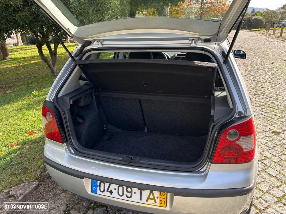 VW Polo 1.4 TDi Confortline - 13