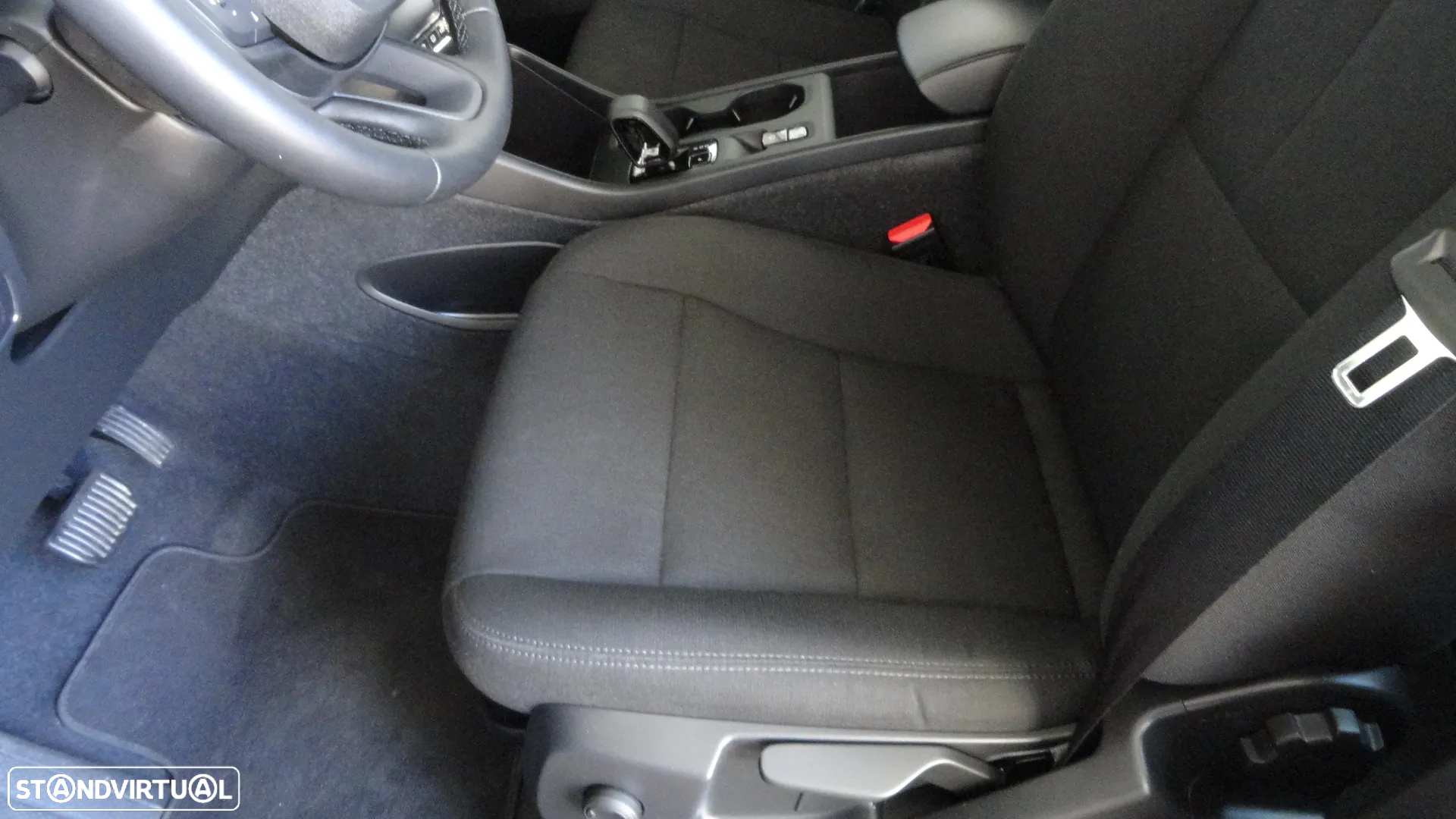 Volvo XC 40 1.5 T2 Essential Auto - 16