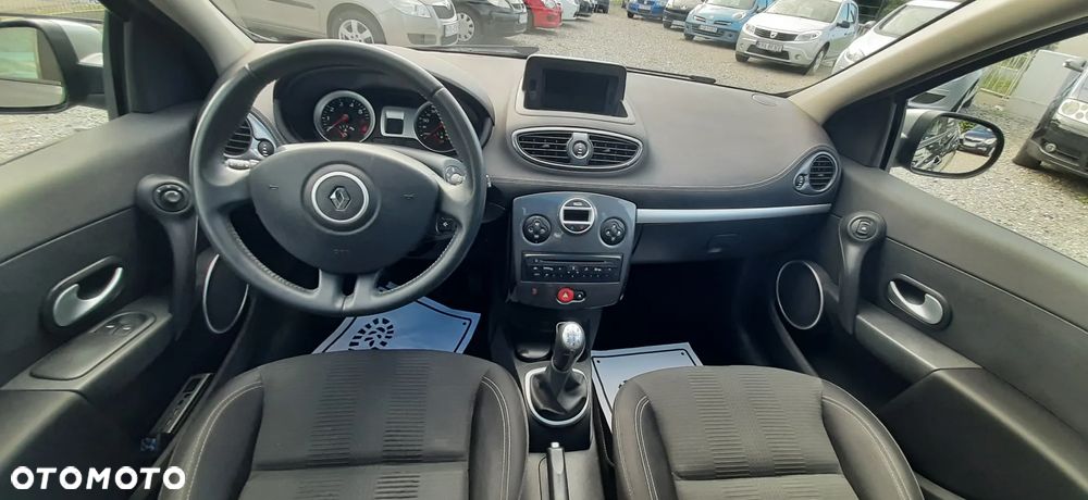 Renault Clio 1.2 16V Dwudziestka Euro5 - 32