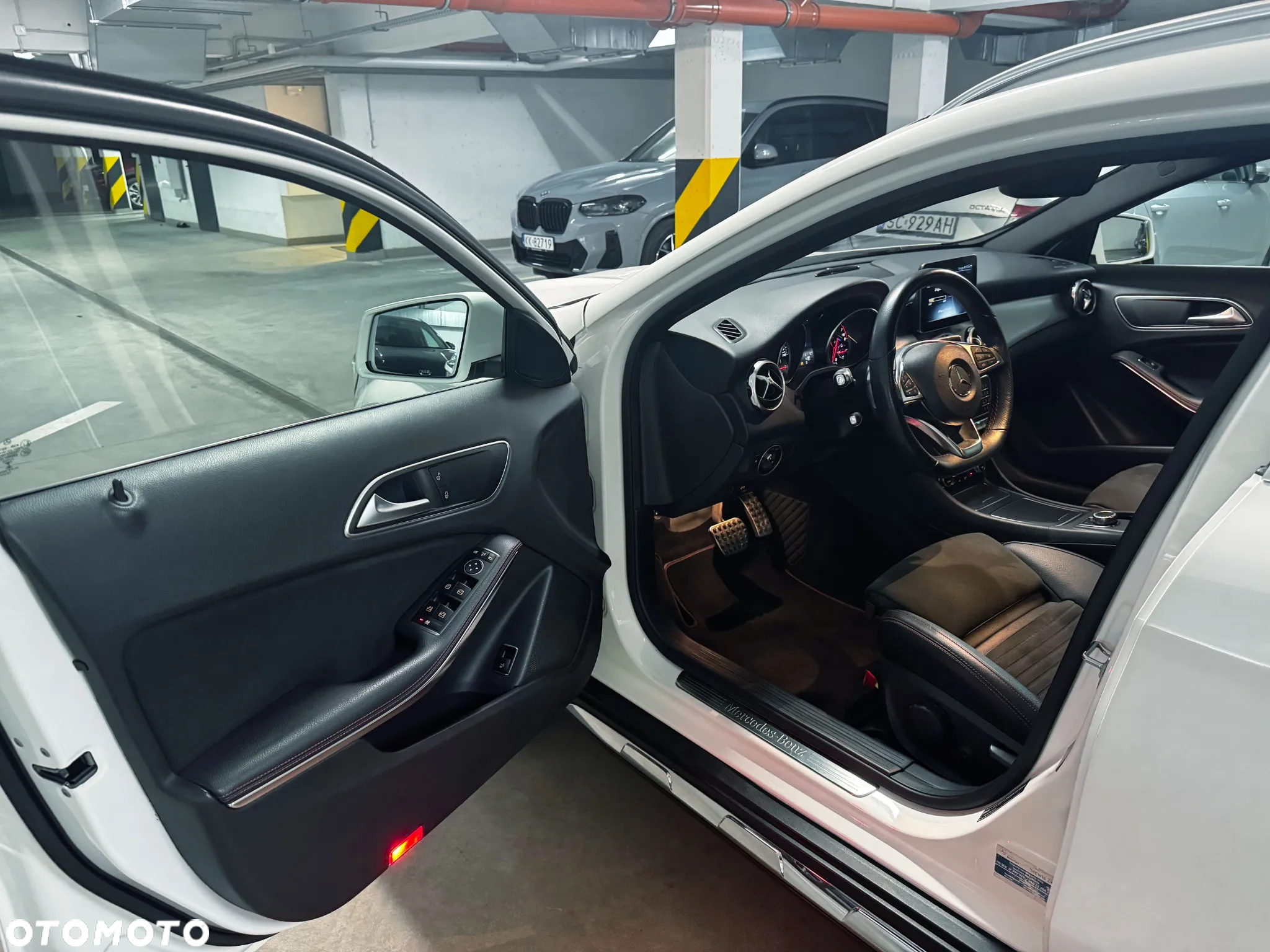 Mercedes-Benz GLA 200 7G-DCT AMG Line - 10
