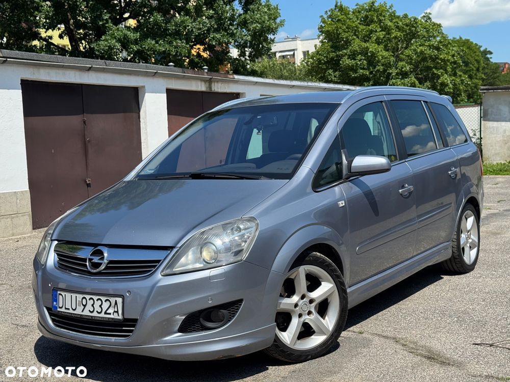 Opel Zafira 1.9 CDTI Cosmo ActiveSelect - 1