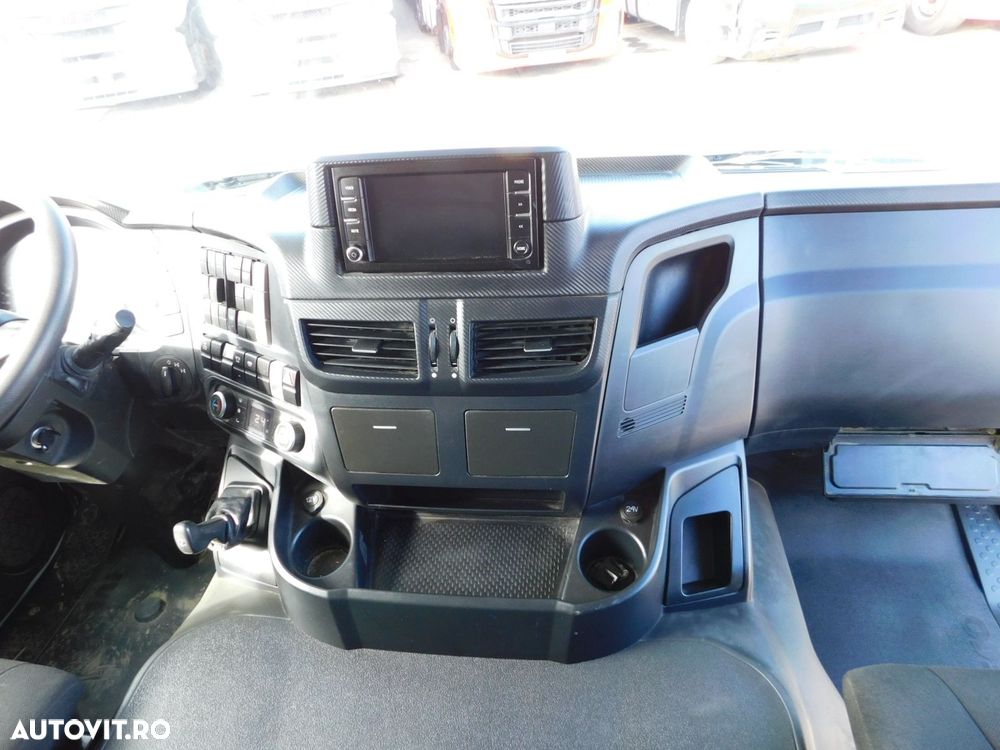 Iveco Ad340x - 7