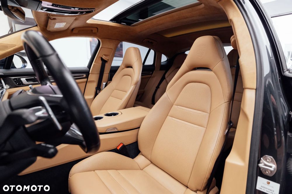 Porsche Panamera GTS - 20