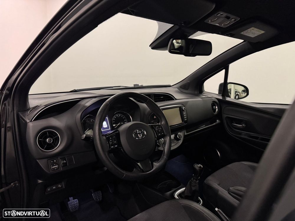 Toyota Yaris 1.5 VVT-i Comfort+P.Style - 6