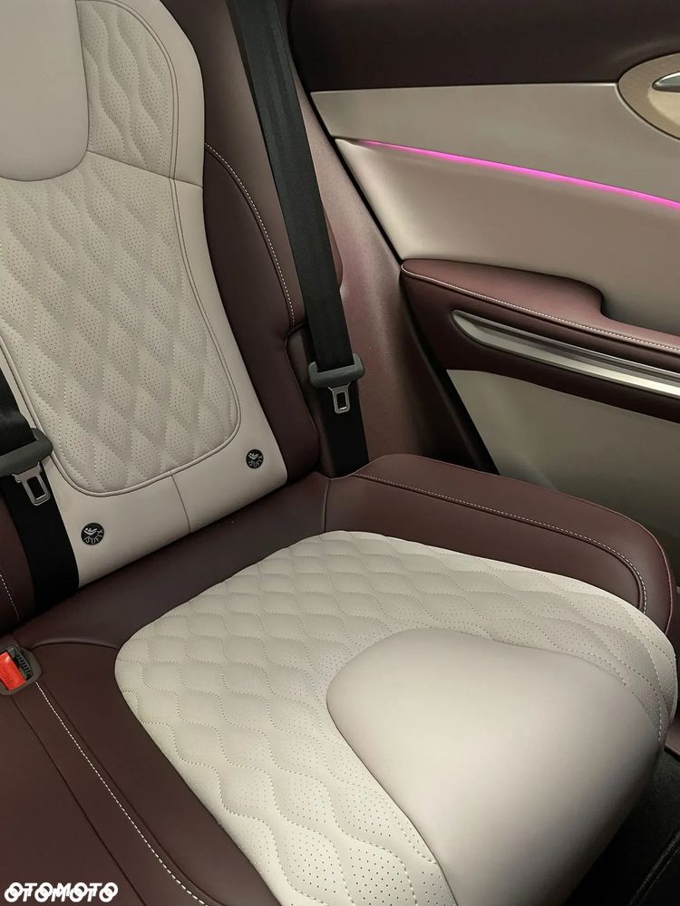 Bestune T90 2.0T Elegance - 29