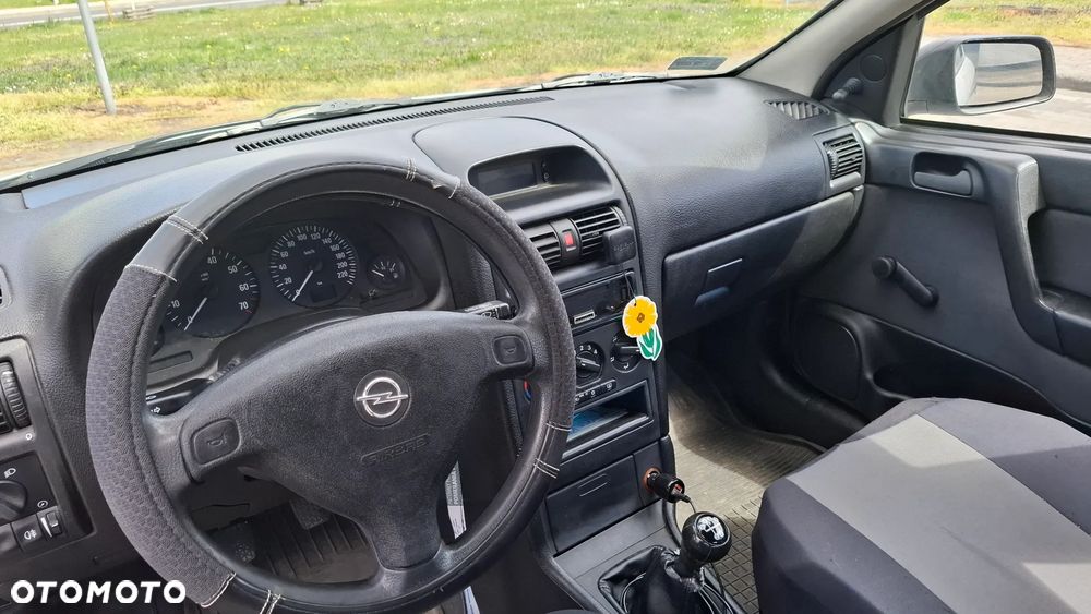 Opel Astra 1.4 NJoy - 26