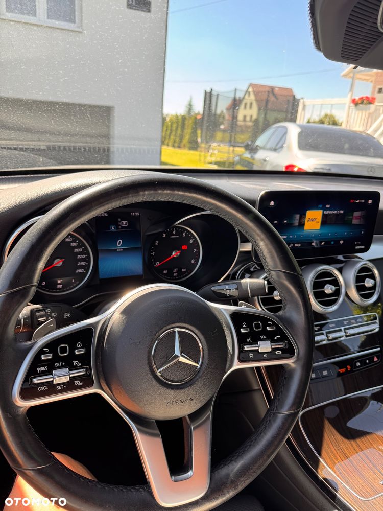 Mercedes-Benz GLC 300 4Matic 9G-TRONIC - 24