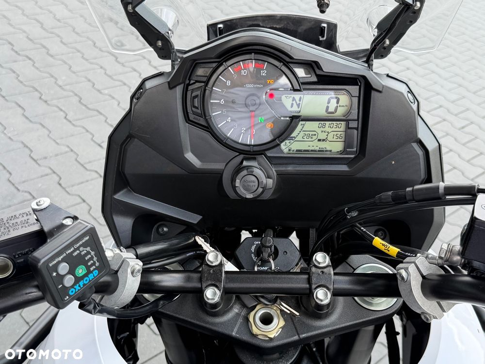 Suzuki V-STROM - 22