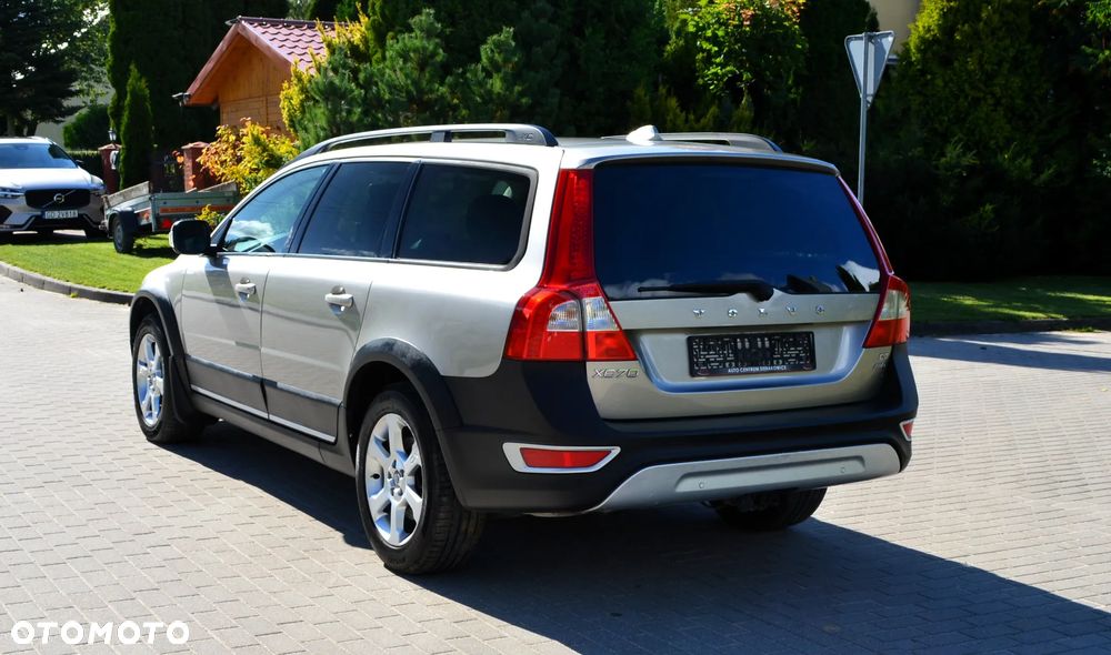Volvo XC 70 D5 AWD Summum - 5