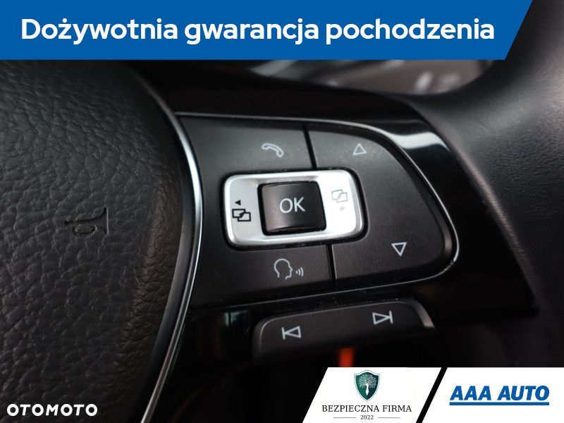 Volkswagen Jetta - 20
