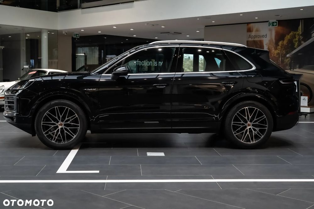 Porsche Cayenne E-Hybrid PHEV - 2