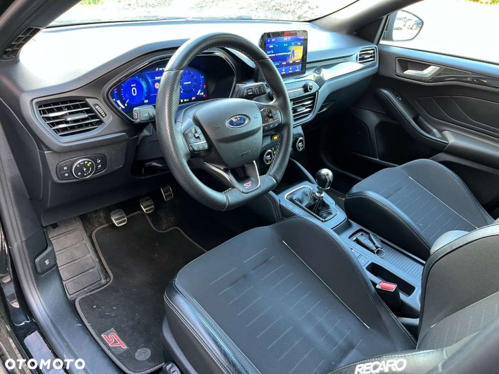 Ford Focus 2.3 EcoBoost ST Edition - 8