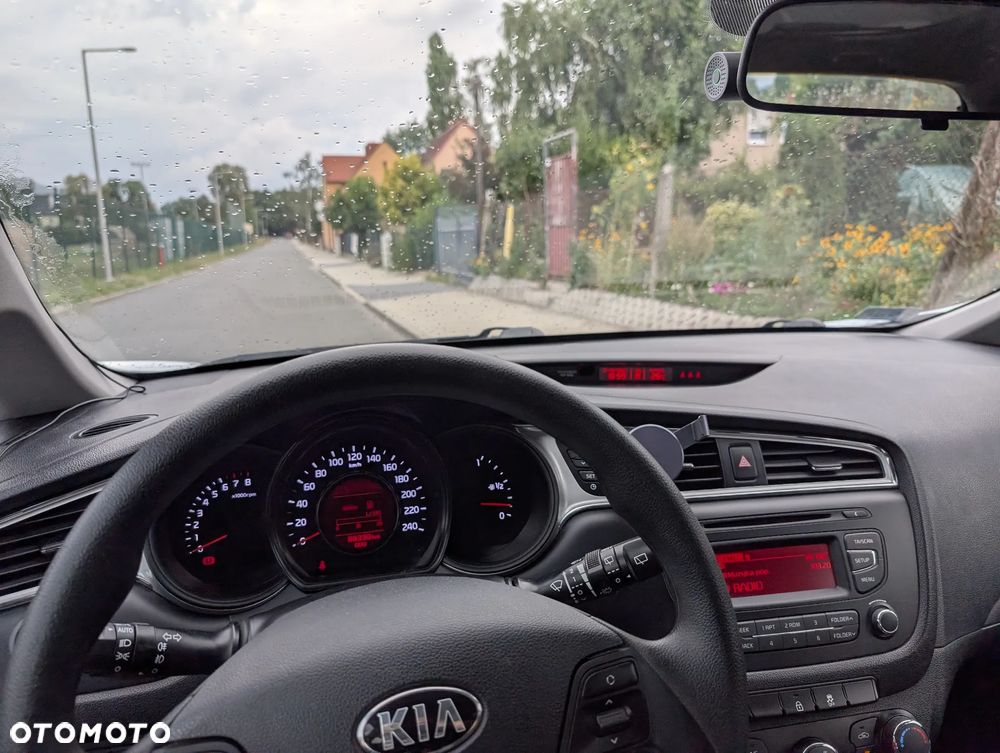 Kia Ceed 1.6 GDI M - 4