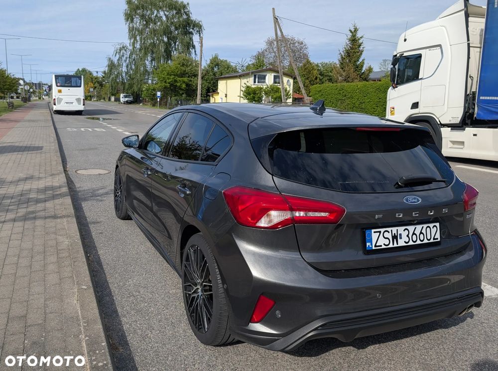 Ford Focus 1.5 EcoBlue ST-Line - 10