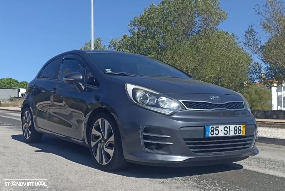 Kia Rio - 1